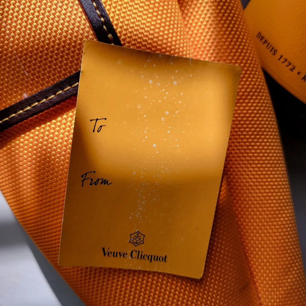Veuve Clicquot Orange Champagne Wine Bottle Holder Wrap Insulated Zipper